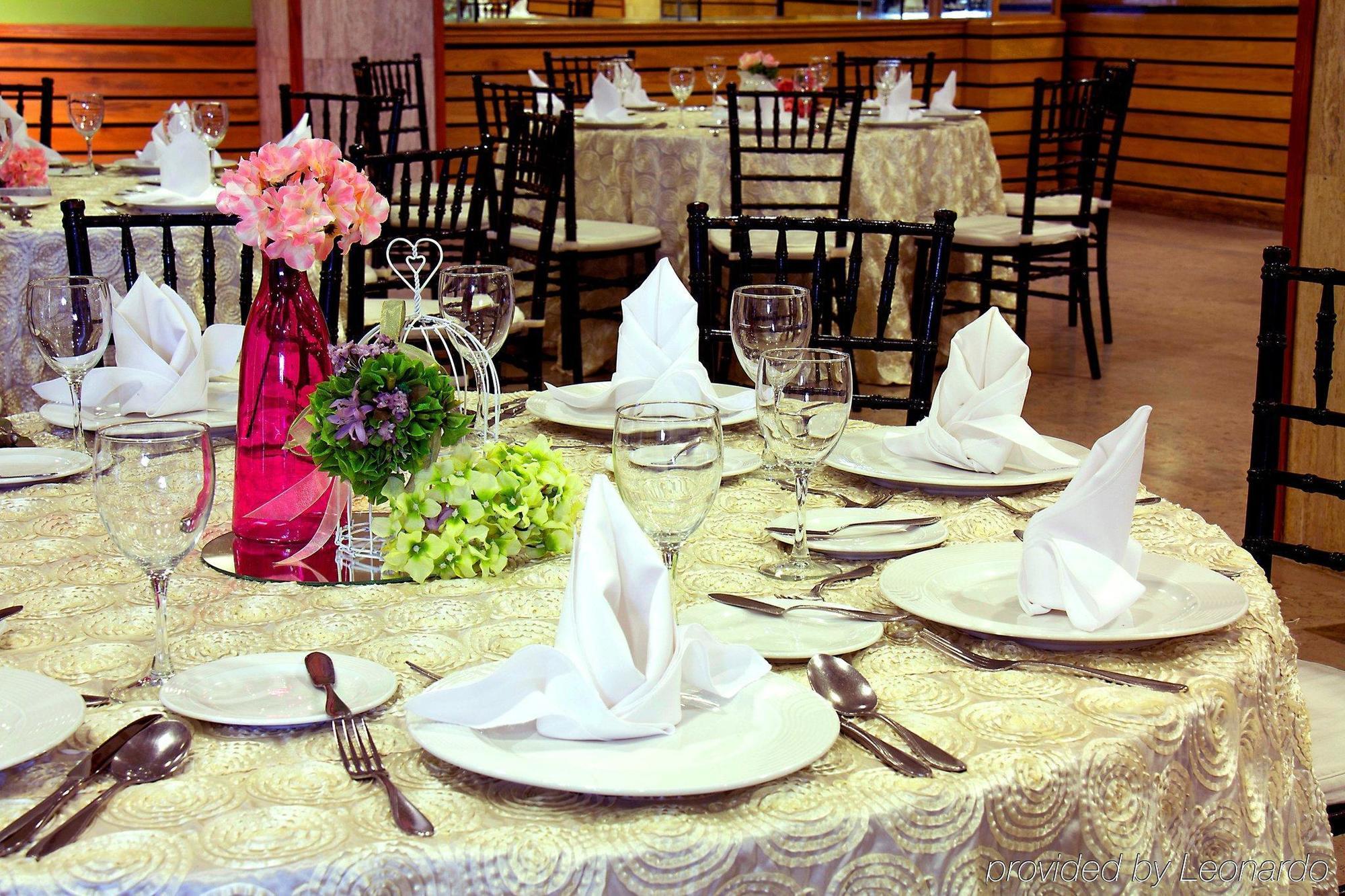 Travohotel Monterrey Historico Luaran gambar